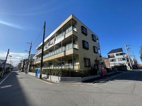 東京都板橋区舟渡２ 3階建