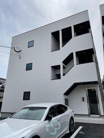福岡県福岡市博多区東平尾２ 3階建 築3年3ヶ月