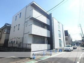 Ｒａｆｆｉｎｅ 3階建