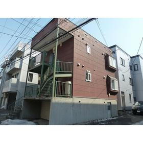 北海道札幌市豊平区平岸四条９ 3階建 築30年5ヶ月