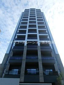 福岡県福岡市中央区六本松２ 14階建 築5年8ヶ月