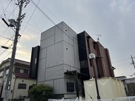 コティ姫路北条 3階建
