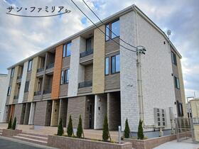 愛知県豊川市西豊町３ 3階建