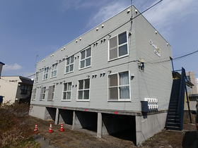 北海道苫小牧市旭町２ 2階建