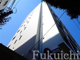 東京都目黒区柿の木坂３ 10階建 築1年8ヶ月