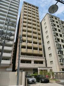 愛知県名古屋市東区泉１ 15階建 築17年2ヶ月