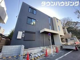 愛知県名古屋市東区三の丸４ 3階建 築1年4ヶ月