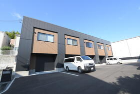 大阪府枚方市岡南町 テラスハウス