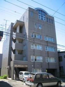 北海道札幌市北区北十九条西６ 5階建 築27年4ヶ月