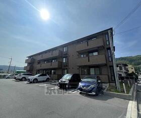 グレース大山崎 3階建