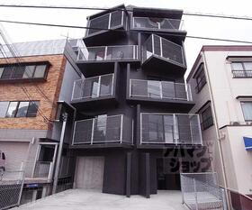 ＰＬＡＴＩＮＵＭ 5階建