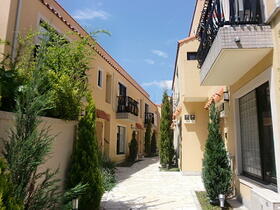 東京都杉並区和泉２ 2階建 築18年10ヶ月