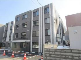 北海道札幌市南区澄川三条２ 4階建 築7年4ヶ月