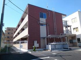 神奈川県大和市代官１ 3階建 築6年10ヶ月