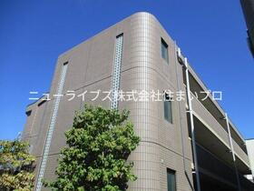大阪府寝屋川市木田町 3階建 築30年