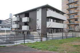 福岡県福岡市博多区東那珂３ 3階建 築7年7ヶ月