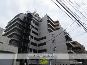 神奈川県横浜市西区楠町 9階建