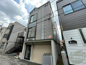 北海道札幌市中央区南五条西１１ 3階建 築23年10ヶ月