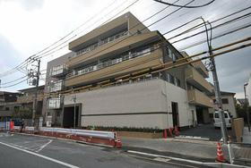 東京都葛飾区奥戸３ 4階建 築11年8ヶ月