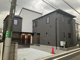 東京都三鷹市牟礼１ 2階建 築1年