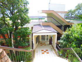 兵庫県神戸市東灘区岡本６ 4階建 築58年1ヶ月