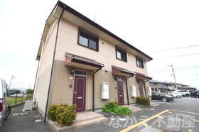 徳島県阿南市那賀川町手島はり 2階建