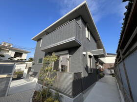 和歌山県和歌山市堀止西２ テラスハウス