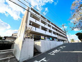 福岡県北九州市八幡西区折尾４ 4階建 築24年4ヶ月
