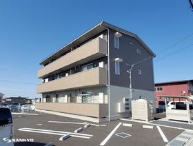 山形県山形市小立１ 3階建
