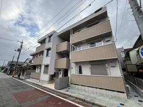 神奈川県相模原市中央区清新１ 3階建 