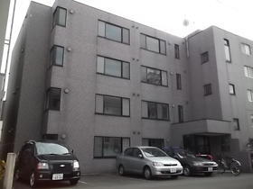 北海道札幌市北区北六条西８ 4階建 築31年6ヶ月