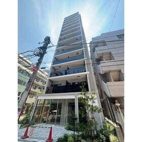 リビオメゾン新宿ｗｅｓｔ 14階建
