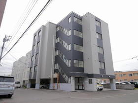 北海道札幌市東区北三十三条東１２ 5階建 築34年7ヶ月