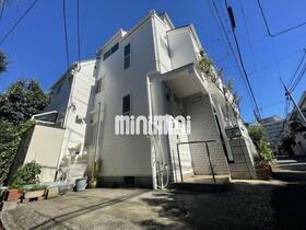 東京都世田谷区上馬１ 2階建