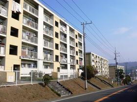 神奈川県中郡二宮町百合が丘２ 5階建 築58年3ヶ月