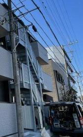 神奈川県相模原市中央区共和２ 3階建 築1年8ヶ月