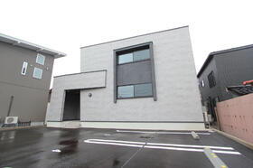 チル（奥井町） 2階建