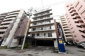 Ｐａｒｋ　Ａｖｅｎｕｅ　Ｎａｋａｊｉｍａ