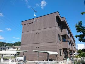 兵庫県加西市北条町古坂７ 3階建 築28年10ヶ月