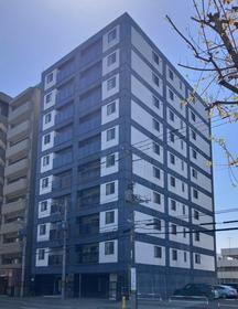 北海道札幌市中央区北四条西１８ 10階建