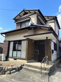 阿漕町津興貸家