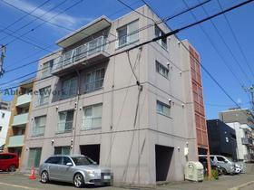 北海道札幌市東区北二十二条東１６ 4階建 築35年11ヶ月