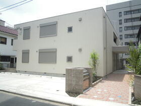 埼玉県さいたま市浦和区仲町３ 2階建 築11年2ヶ月