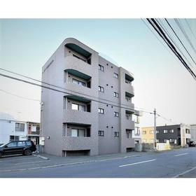 北海道札幌市東区北二十三条東１６ 4階建 築25年4ヶ月