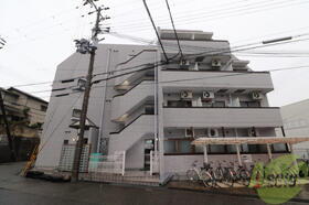 伊川谷マンション 4階建