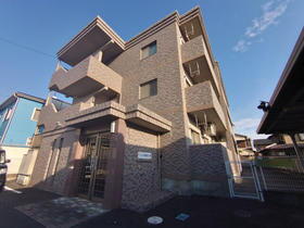 静岡県浜松市中央区小豆餅３ 3階建 築18年10ヶ月