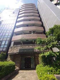 東京都千代田区外神田２ 13階建 築20年2ヶ月