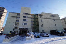 北海道札幌市豊平区月寒西一条９ 6階建 築40年4ヶ月