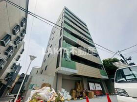 ＣＬＯＵＤ　ＴＨＥＡＴＥＲ 9階建