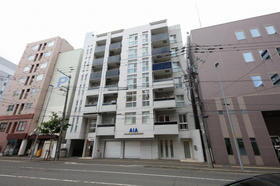 北海道札幌市中央区大通西１６ 7階建 築9年9ヶ月